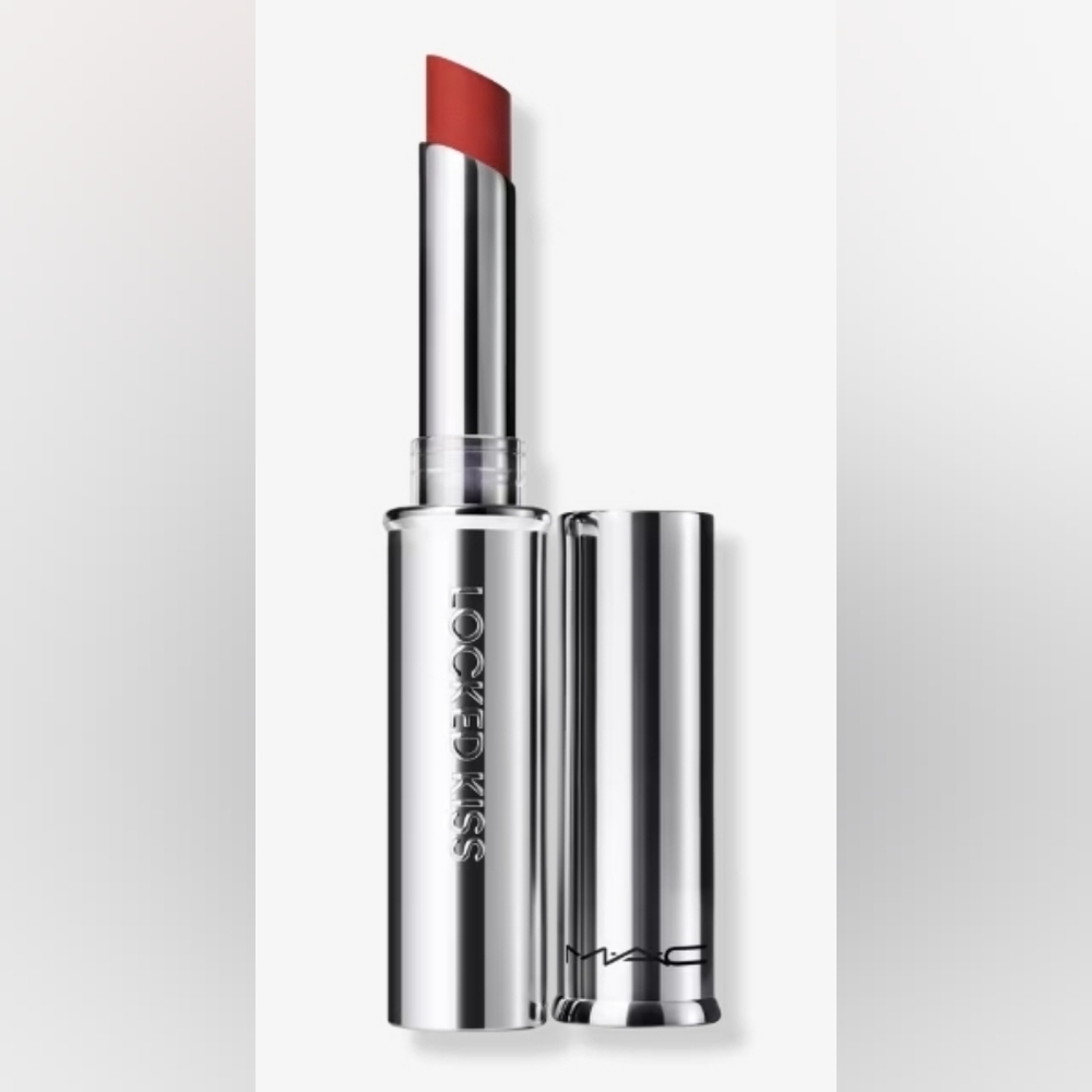 MACLocked Kiss 24HR Lipstick "Extra Chill" NEW